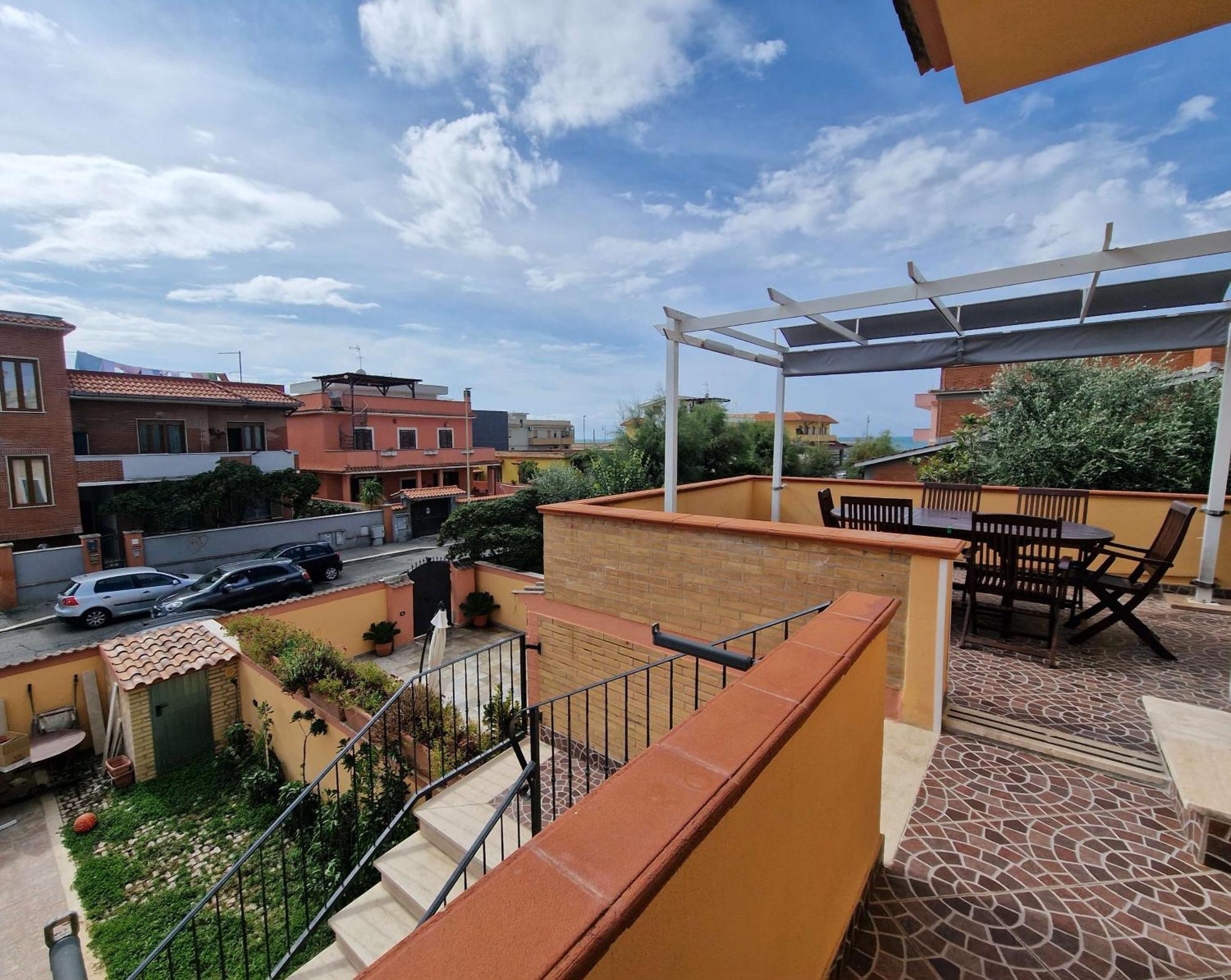 Vista Mare House Appartement Fiumicino Buitenkant foto